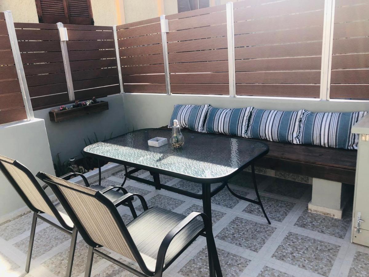 Summer Mood خانيا المظهر الخارجي الصورة